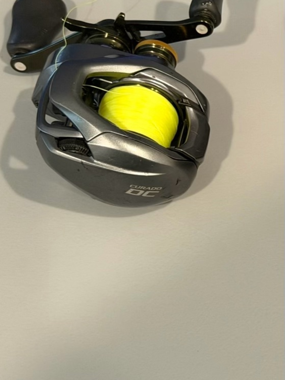 Shimano Curado DC Baitcasting Reel in Silver and Black - Right Handed - Picture 2 of 4